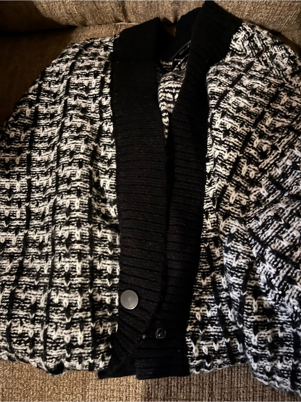 Torrid Black & White Knit Textured Cardigan with subtle silver threads. 2x